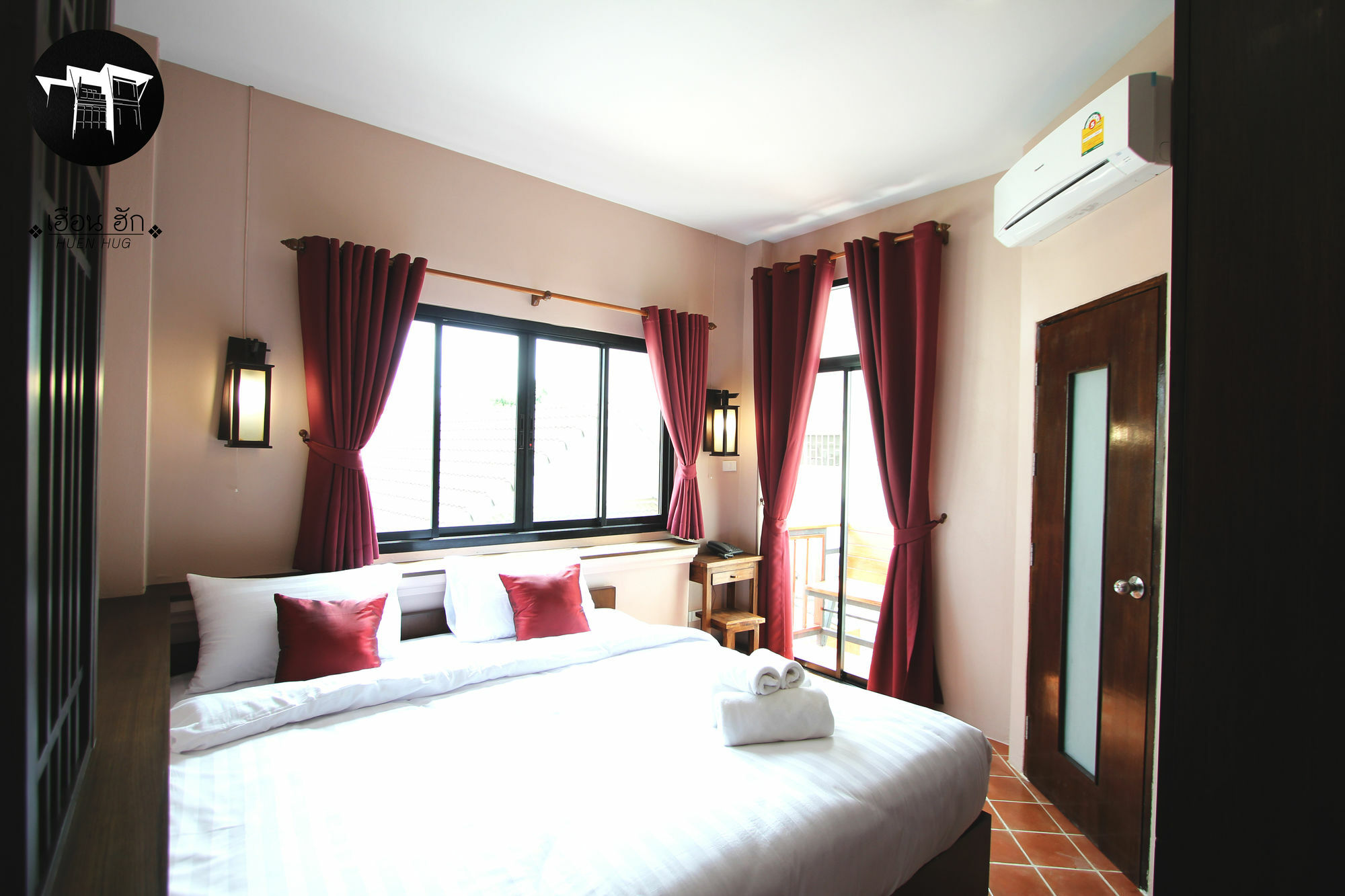 Huen Hug Chiang Mai Hotel Bagian luar foto